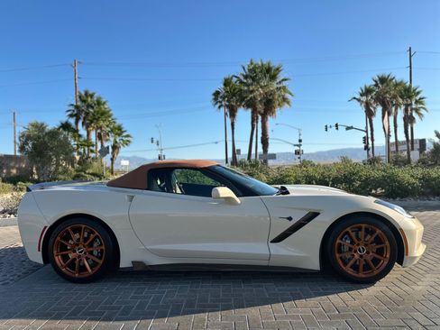 Used 2016 Chevrolet Corvette Stingray Convertible w/ 3LT Preferred Equipment Group RWD image 10