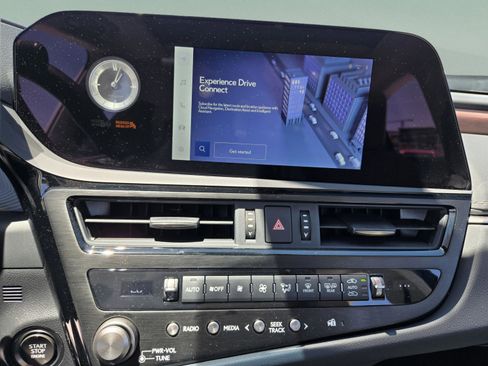 Certified 2025 Lexus ES 350 w/ Premium Package FWD image 17
