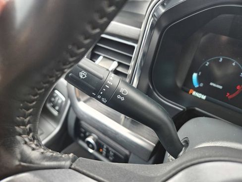 Certified 2024 Ford F250 Lariat w/ Black Appearance Package image 23