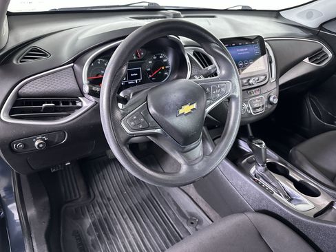 Used 2020 Chevrolet Malibu LS image 46