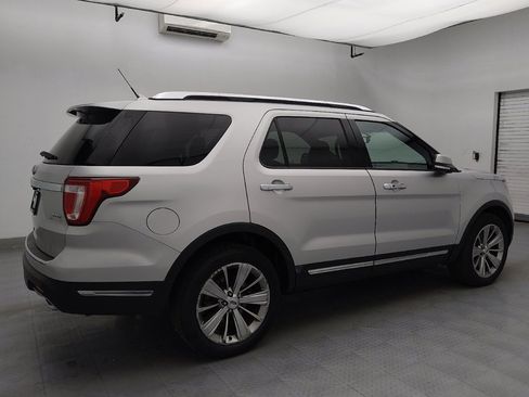 Used 2018 Ford Explorer Limited image 10