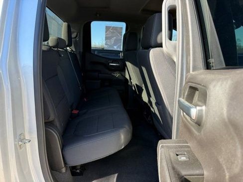 Used 2020 Chevrolet Silverado 1500 LT image 21