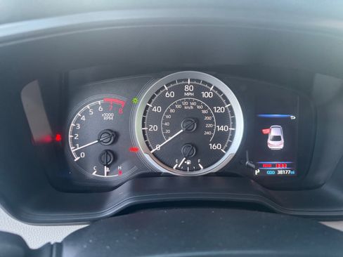 Used 2022 Toyota Corolla LE image 14