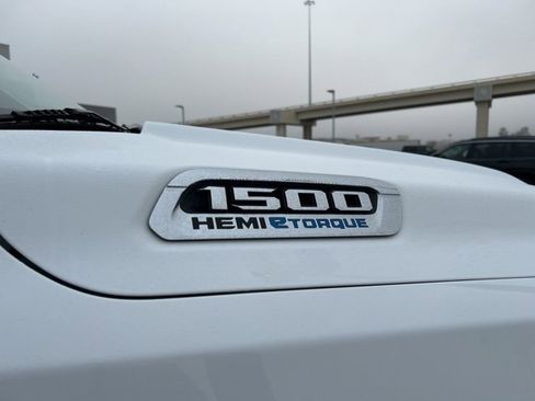 Used 2024 RAM 1500 Laramie image 13