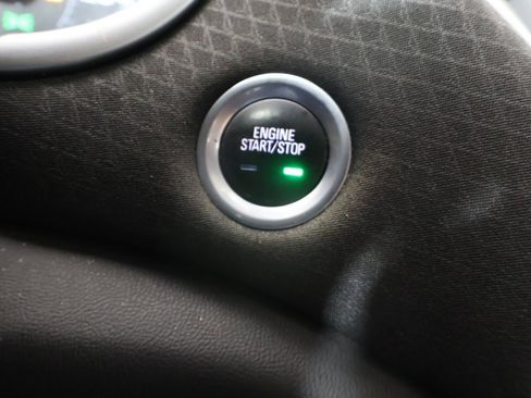 Used 2022 Chevrolet Malibu LT image 31