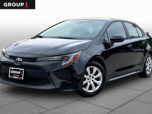 Used 2022 Toyota Corolla LE FWD image 1