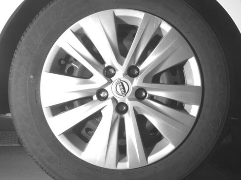 Used 2025 Nissan Sentra S FWD image 15