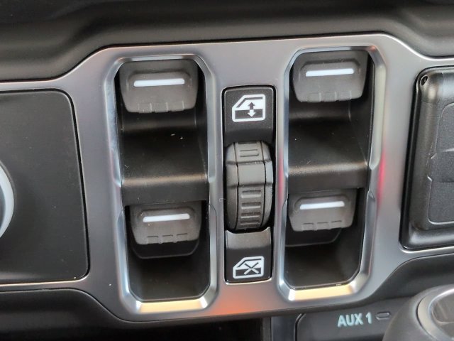 New 2027 Jeep Wrangler Unlimited Sahara AWD/4WD image 25