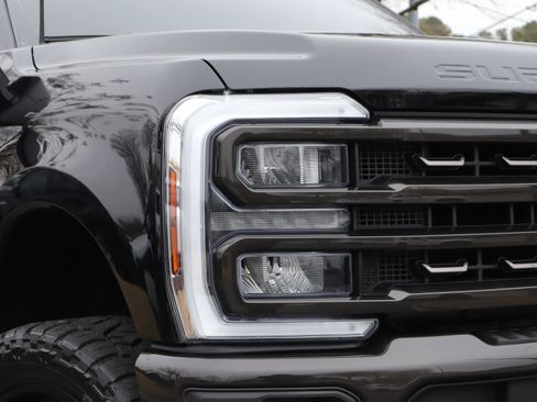 Used 2025 Ford F250 King Ranch image 32