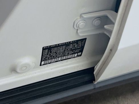Used 2023 Honda HR-V LX image 26