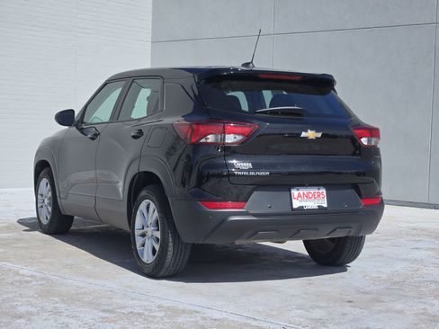 Used 2021 Chevrolet TrailBlazer LS image 6