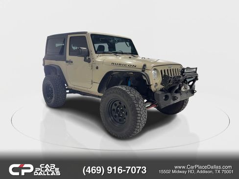 Used 2018 Jeep Wrangler Rubicon w/ Power Convenience Group AWD/4WD image 2