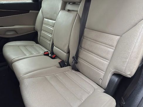 Used 2016 Kia Sorento EX w/ EX Premium Package image 25