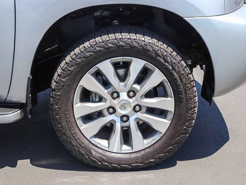 Used 2016 Toyota Sequoia Limited w/ Safety & Convenience Package AWD/4WD image 11