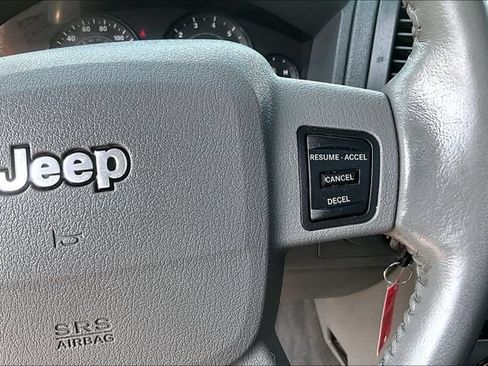 Used 2005 Jeep Grand Cherokee Laredo AWD/4WD image 19
