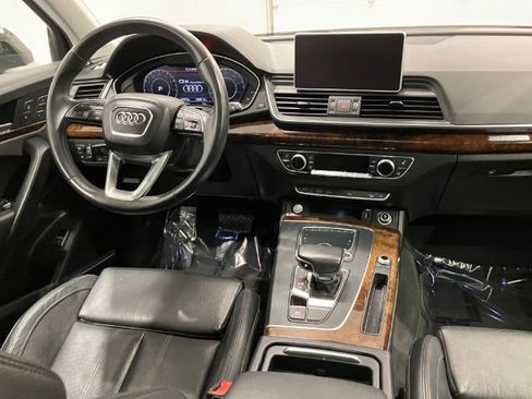 Used 2018 Audi Q5 2.0T Premium Plus w/ Premium Plus Package AWD/4WD image 32