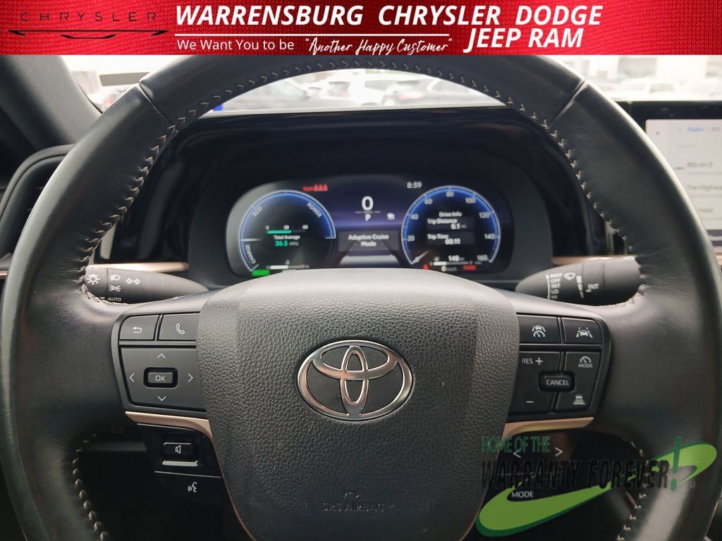 Used 2024 Toyota Crown AWD/4WD image 22