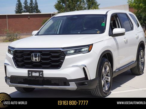 Used 2025 Honda Pilot EX-L image 1