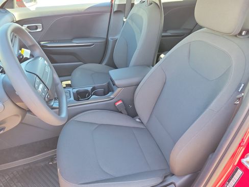 New 2026 Kia K4 LXS FWD image 4