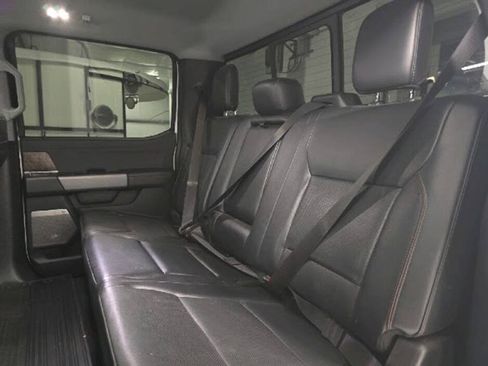 Used 2024 Ford F250 Lariat w/ FX4 Off-Road Package AWD/4WD image 19