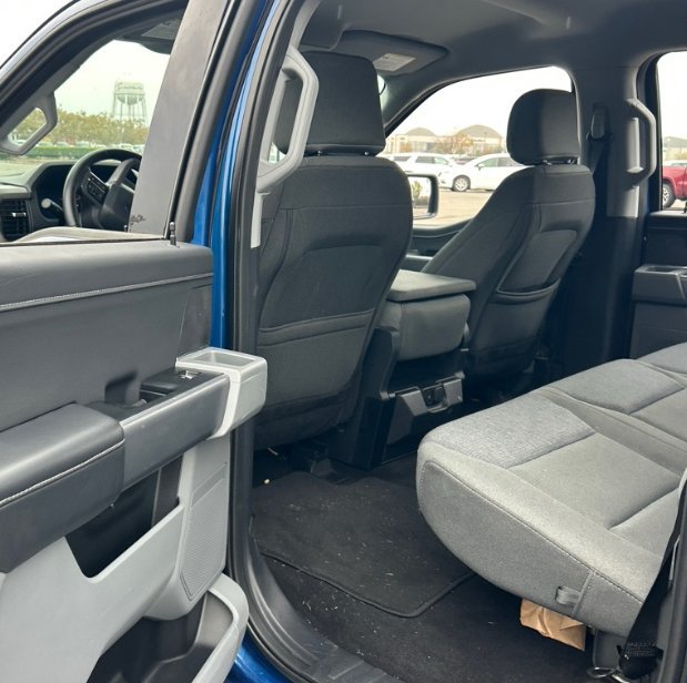 Used 2025 Ford F150 XLT w/ Equipment Group 301A Standard RWD image 6