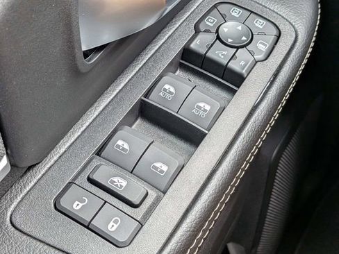 New 2026 RAM 3500 Big Horn AWD/4WD image 25