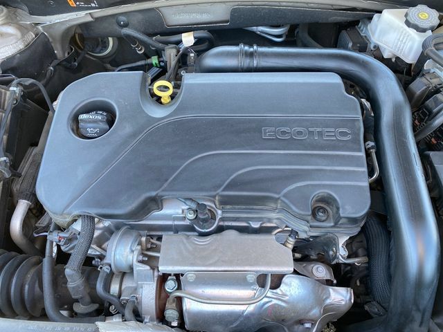 Used 2023 Chevrolet Malibu LT FWD image 20