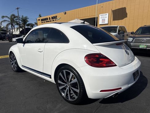 Used 2012 Volkswagen Beetle 2.0T w/ Lamp & Wheel Pkg FWD image 3