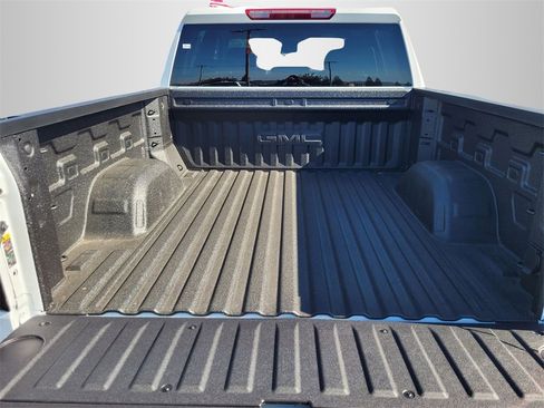 New 2026 GMC Sierra 1500 Elevation image 7