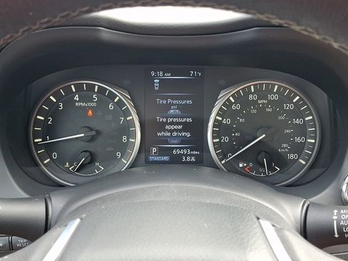 Used 2019 INFINITI Q50 Luxe w/ Essential Package (3.0T Luxe) AWD/4WD image 20