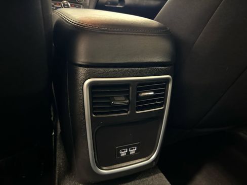 Used 2022 Chrysler 300 Touring w/ Sport Appearance Package image 30