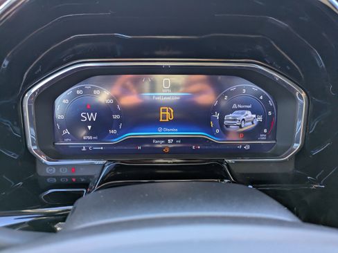 Used 2025 Chevrolet Silverado 1500 RST w/ Z71 Off-Road Package image 28