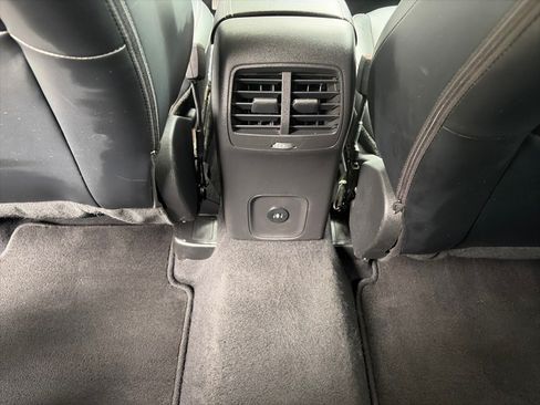Used 2023 Ford Escape Platinum AWD/4WD image 12