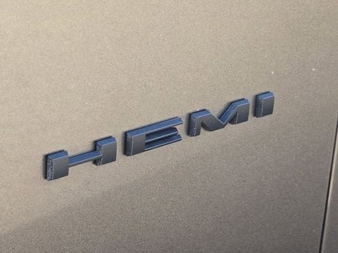 Used 2022 Dodge Challenger R/T w/ Plus Package image 21