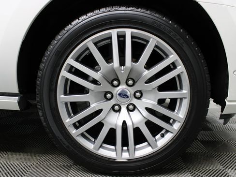 Used 2024 Ford Expedition Platinum image 8