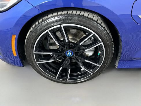 Used 2022 BMW 330e w/ M Sport Package RWD image 32