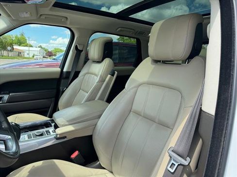 Used 2022 Land Rover Range Rover Sport HSE Silver Edition image 9