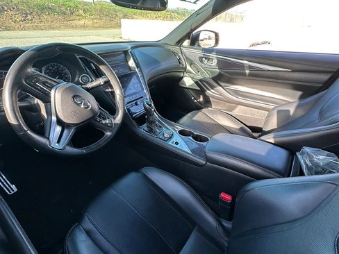 Used 2018 INFINITI Q60 Red Sport 400 w/ Sensory Package 3.0T Sport image 14