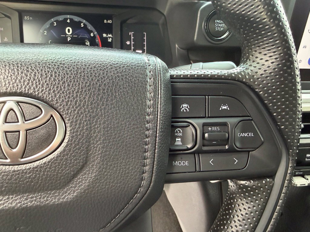 Certified 2025 Toyota Tacoma SR5 AWD/4WD image 18