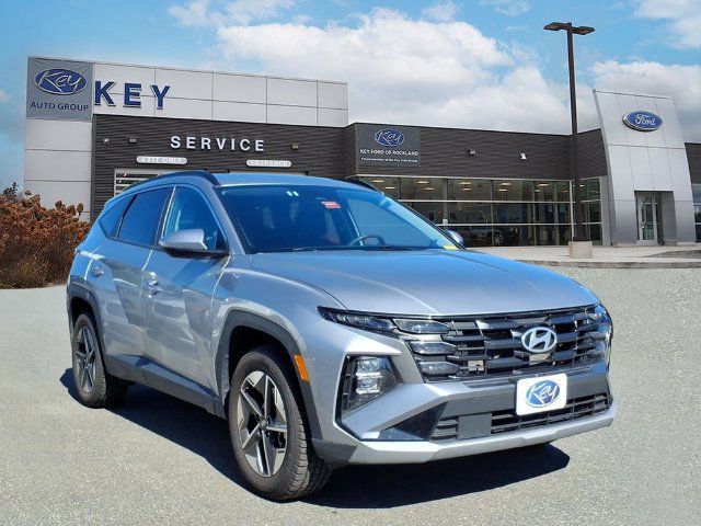 Used 2025 Hyundai Tucson SEL AWD/4WD image 3