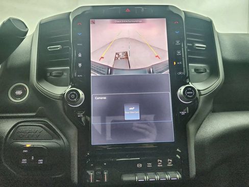 New 2026 RAM 2500 Tradesman AWD/4WD image 16