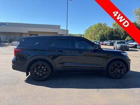 Used 2022 Ford Explorer ST w/ Equipment Group 401A image 7