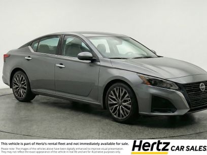 Used 2025 Nissan Altima 2.5 SV