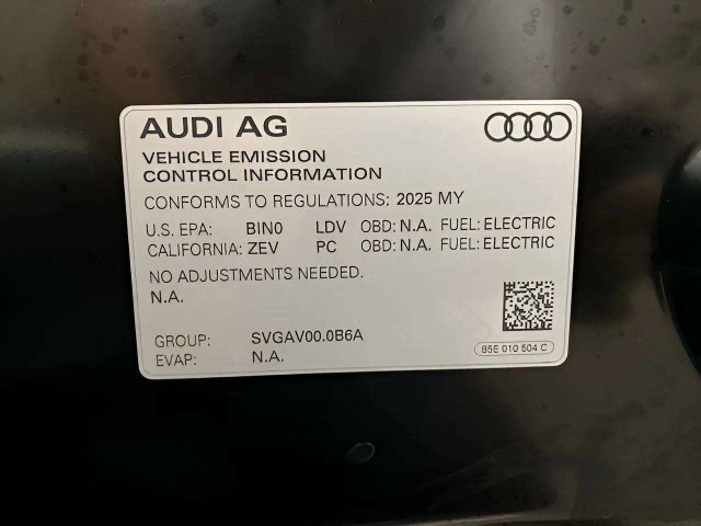 Used 2025 Audi Q6 e-tron Premium w/ Convenience Package RWD image 13
