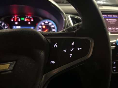 Used 2023 Chevrolet Equinox LT image 20