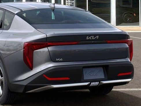New 2026 Kia K4 FWD image 13