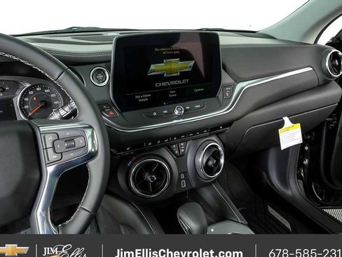 New 2026 Chevrolet Blazer LT w/ Midnight/Sport Edition image 12