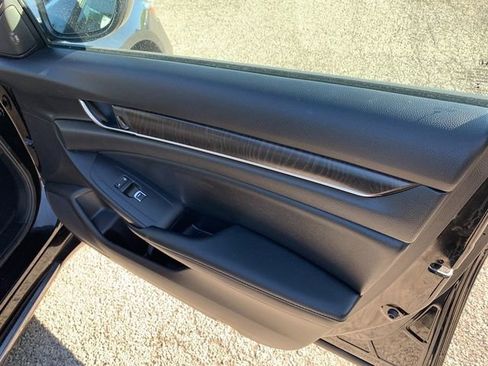 Used 2021 Honda Accord EX-L image 15