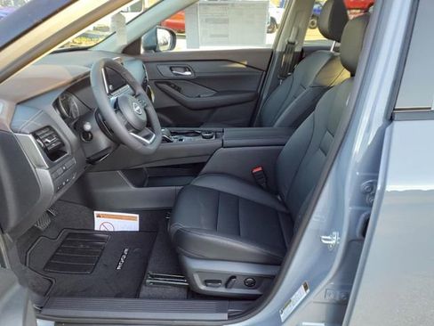 Certified 2023 Nissan Rogue SL image 6