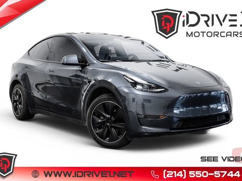 Used 2022 Tesla Model Y Long Range AWD/4WD image 1